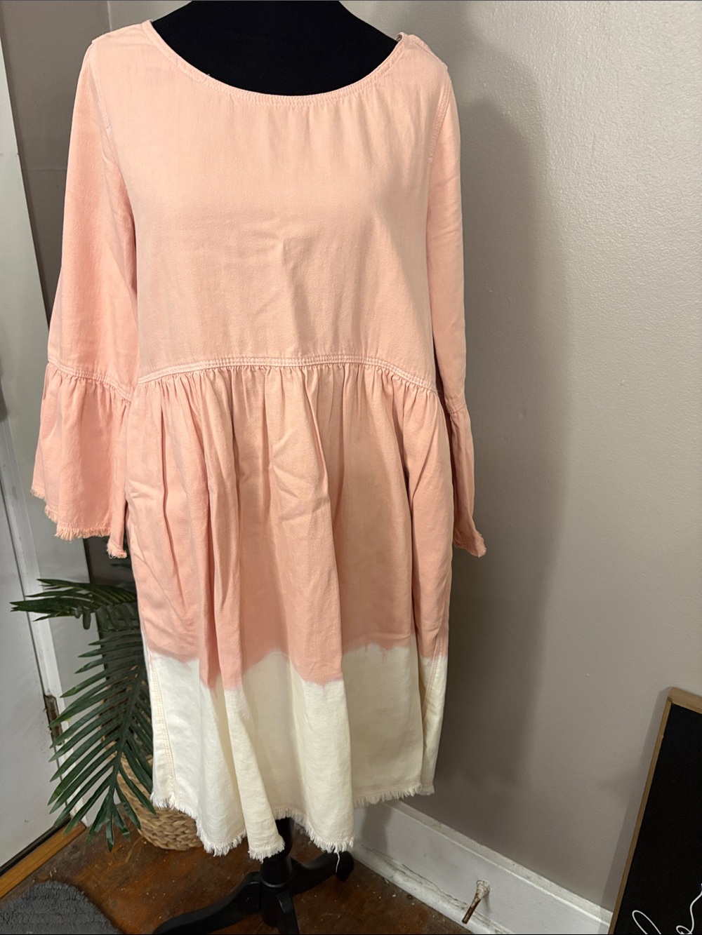 HOLDING HORSES Anthropologie Lilibet Dress peachy pink dip dyed women’s size 8